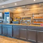 Comfort Inn & Suites Thousand Islands Harbour District
