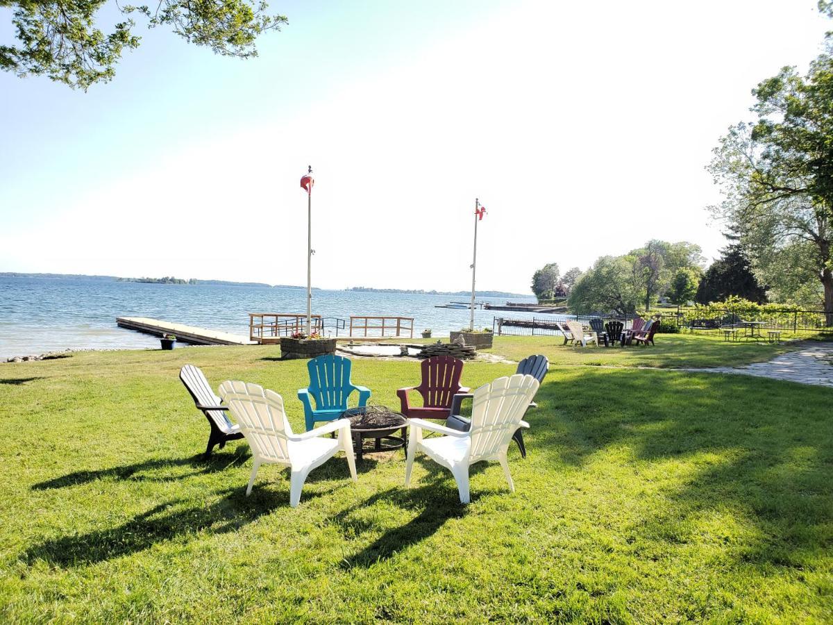Of Thousand Islands * Gananoque