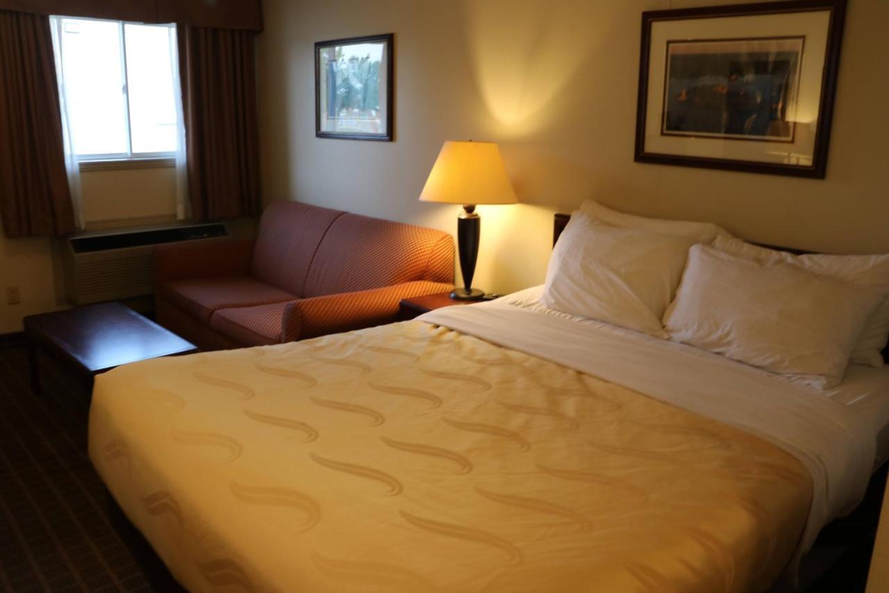 Hotel Quality & 1000 Islands