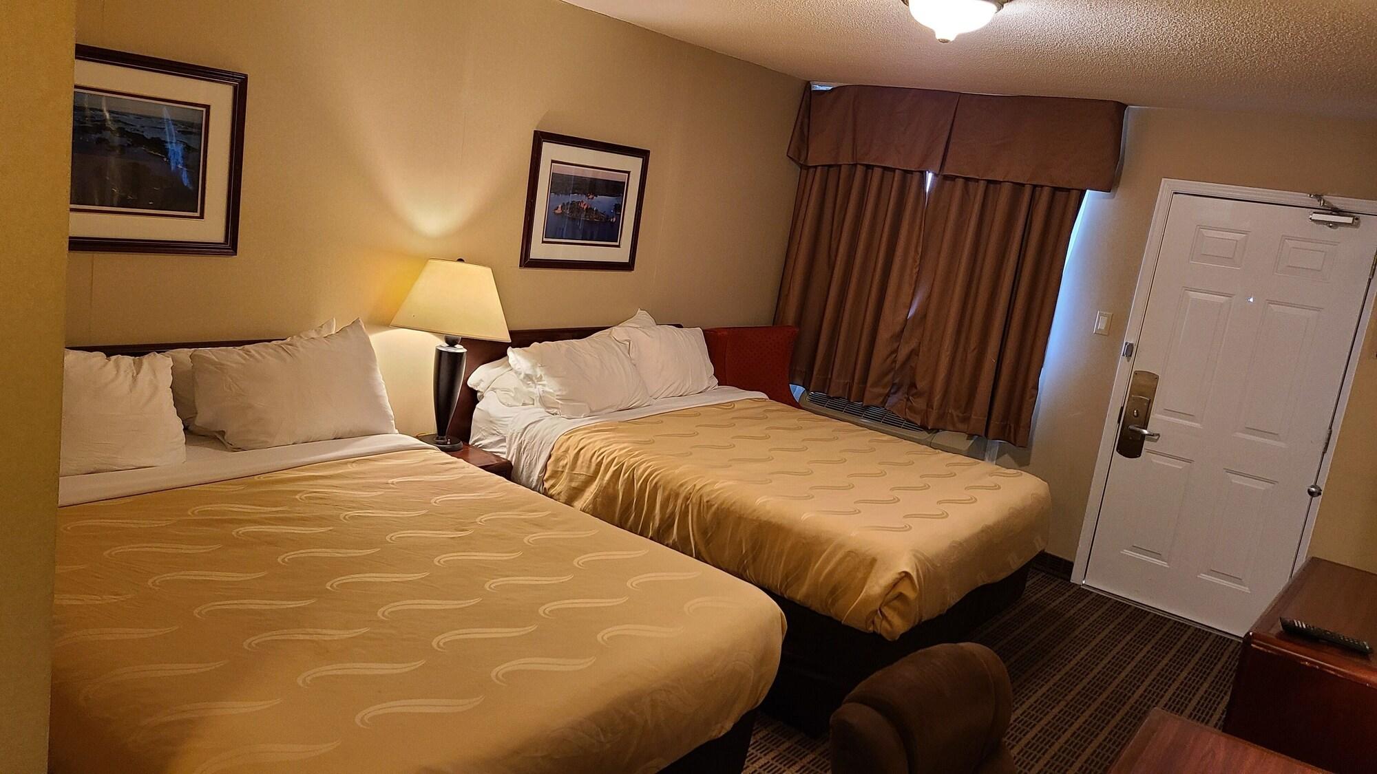 Hotel Quality & 1000 Islands 2*