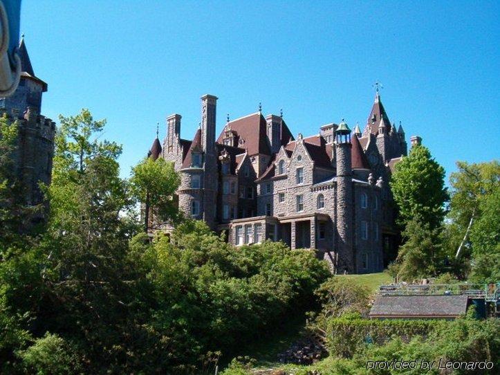 Express & 1000 Islands - By Ihg 3* Gananoque