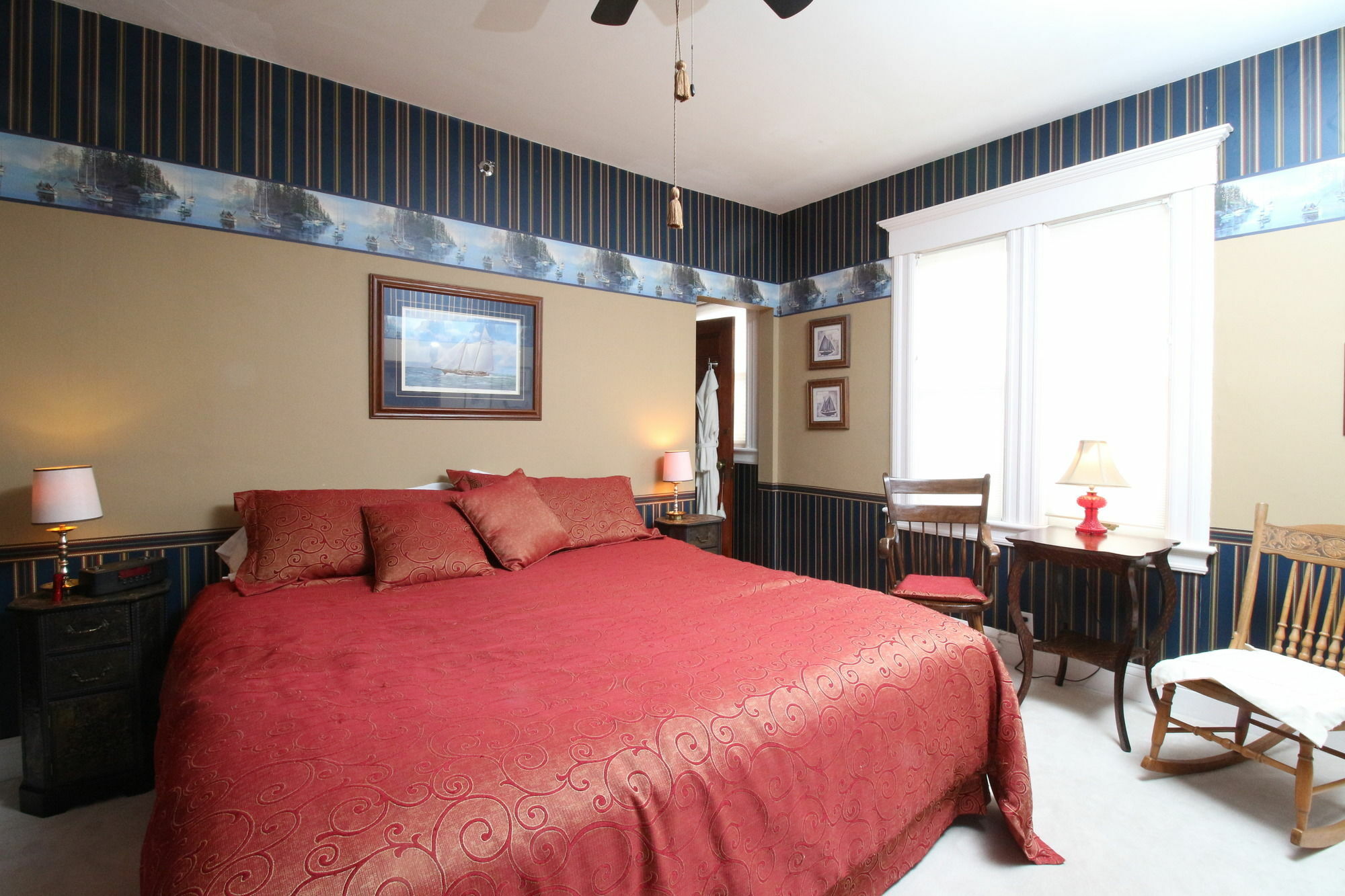 Sleepy Hollow B&B Bed & Breakfast