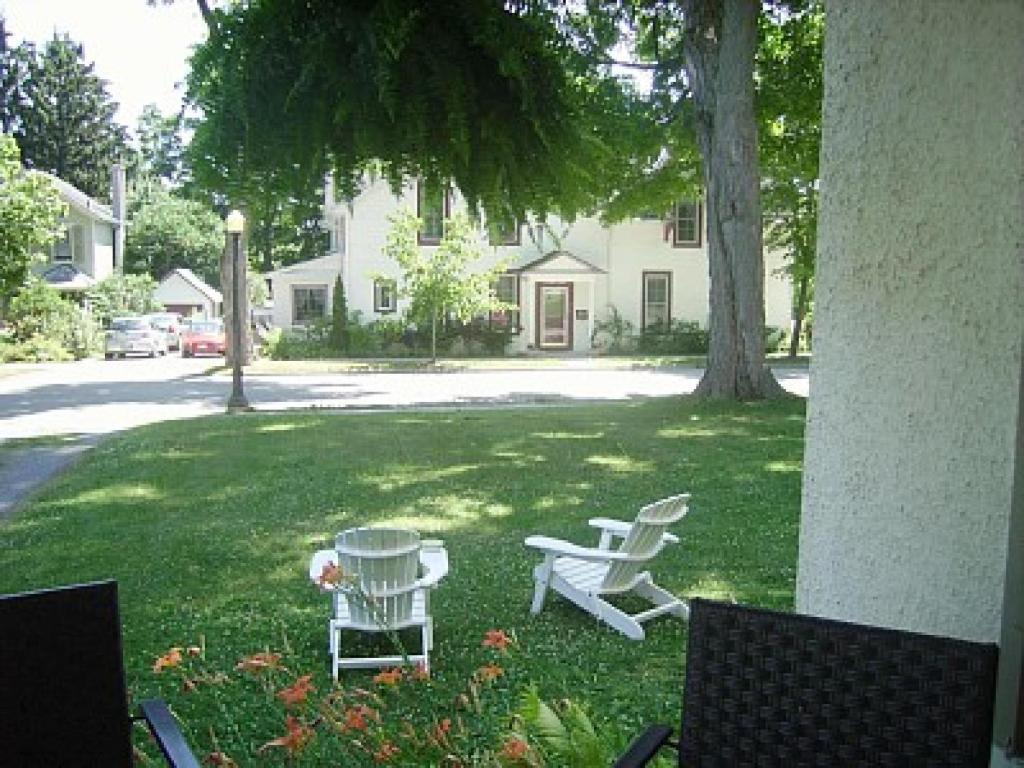 Absolute 1000 Islands Monthly Suites Aparthotel