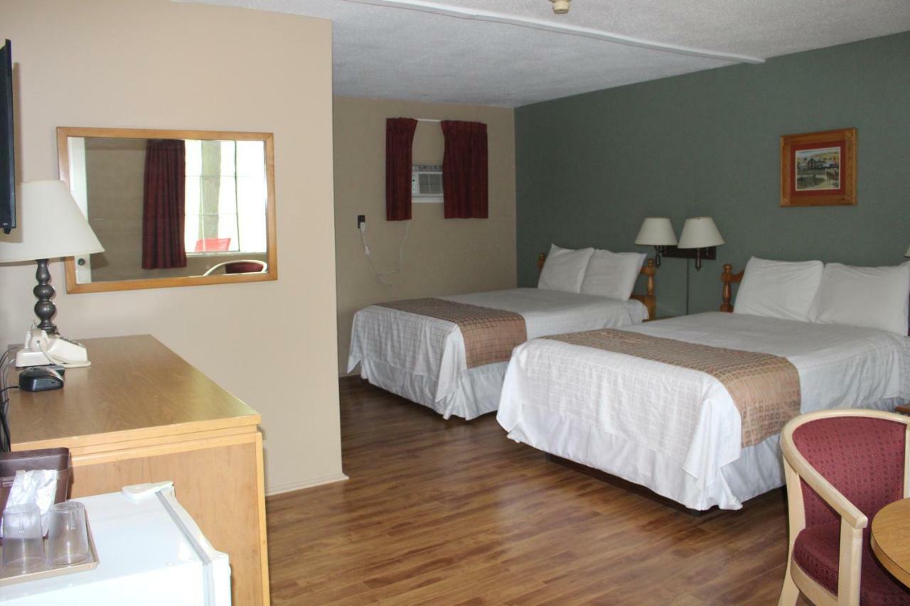 Colonial Resort-1000islands 3*